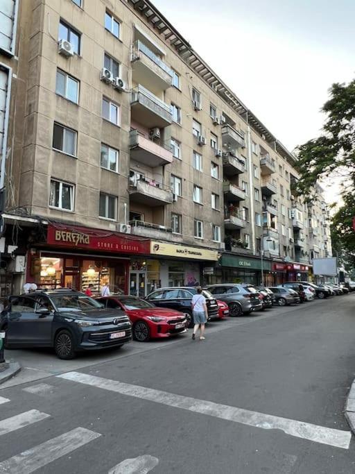 Heart Of #victoriei Bucarest